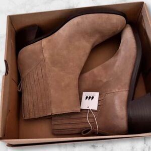 DOLCE VITA NEW SUEDE BOOTIES - NEW